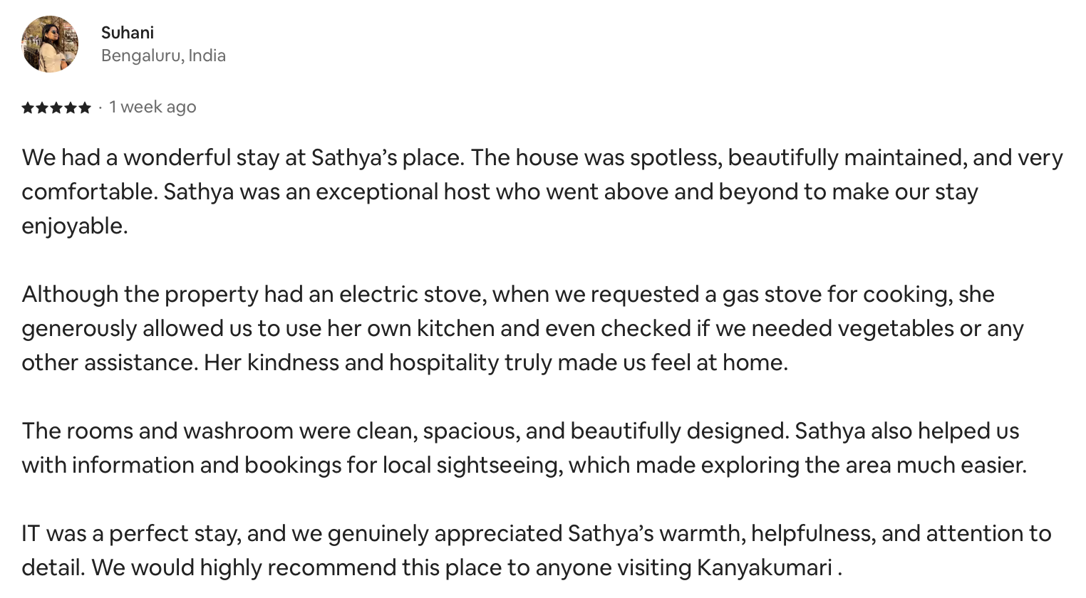 Airbnb guest review screenshot — 5 stars
